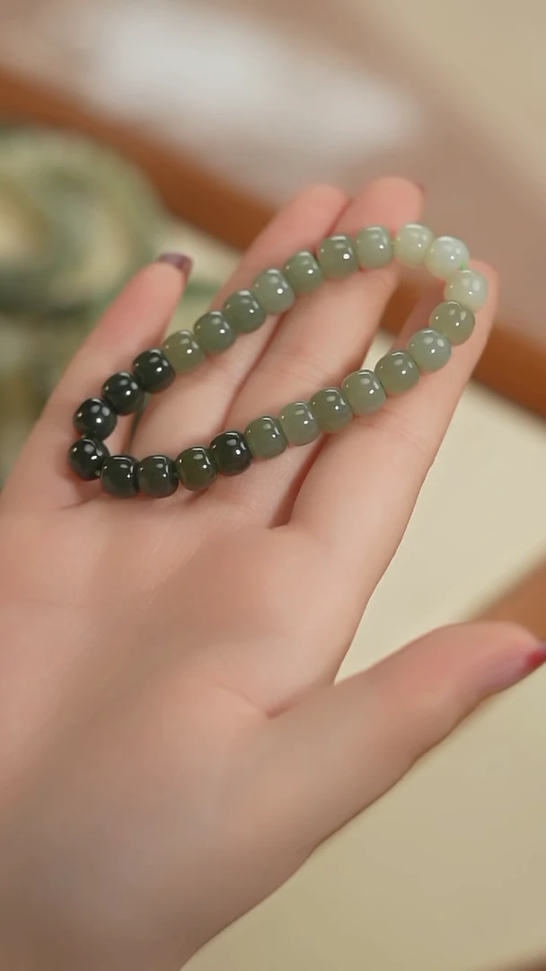 【闪购商品】和田玉手串未镶嵌【海边】渐变青提 和田手串