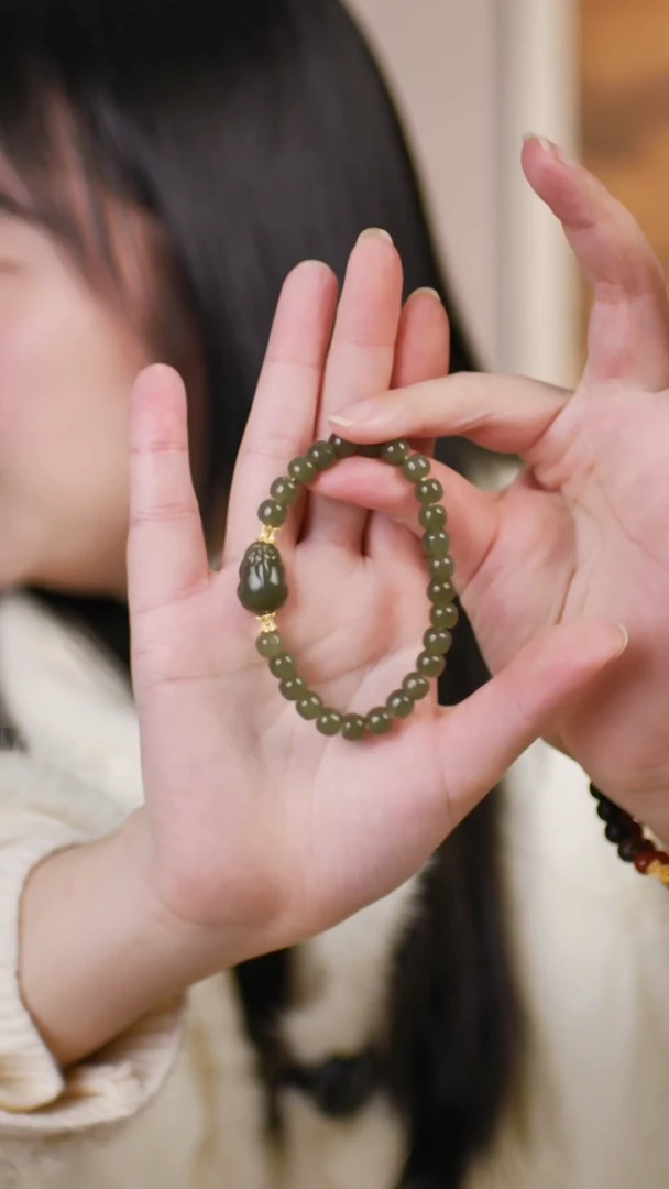 【闪购商品】和田玉手链未镶嵌（貔貅和田玉老型珠）