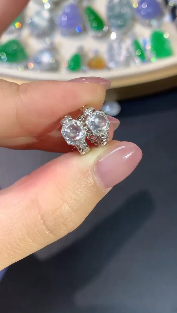 18K金镶嵌翡翠耳饰Q88|多样性发其一|2800