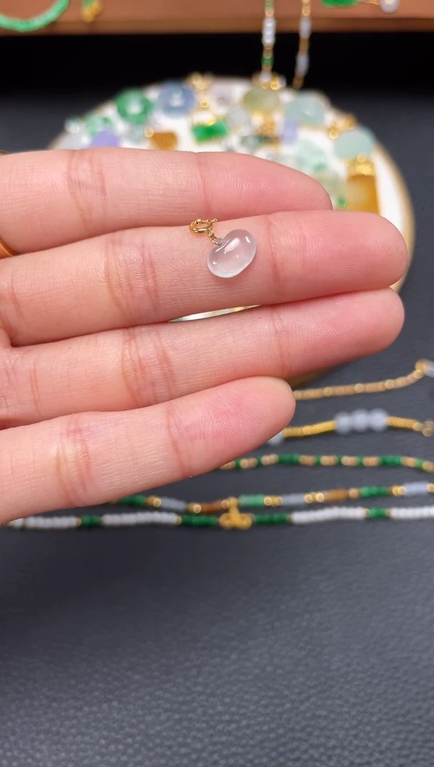 【闪购商品】翡翠吊坠(不含链)18K金镶嵌一个  JK418