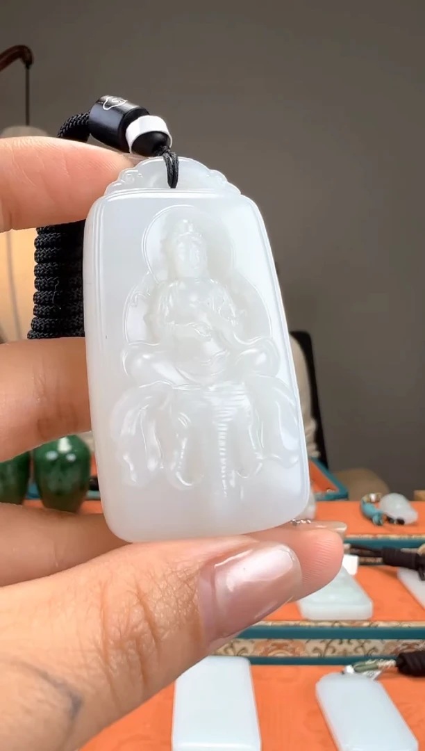 【闪购商品】和田玉颈饰未镶嵌1