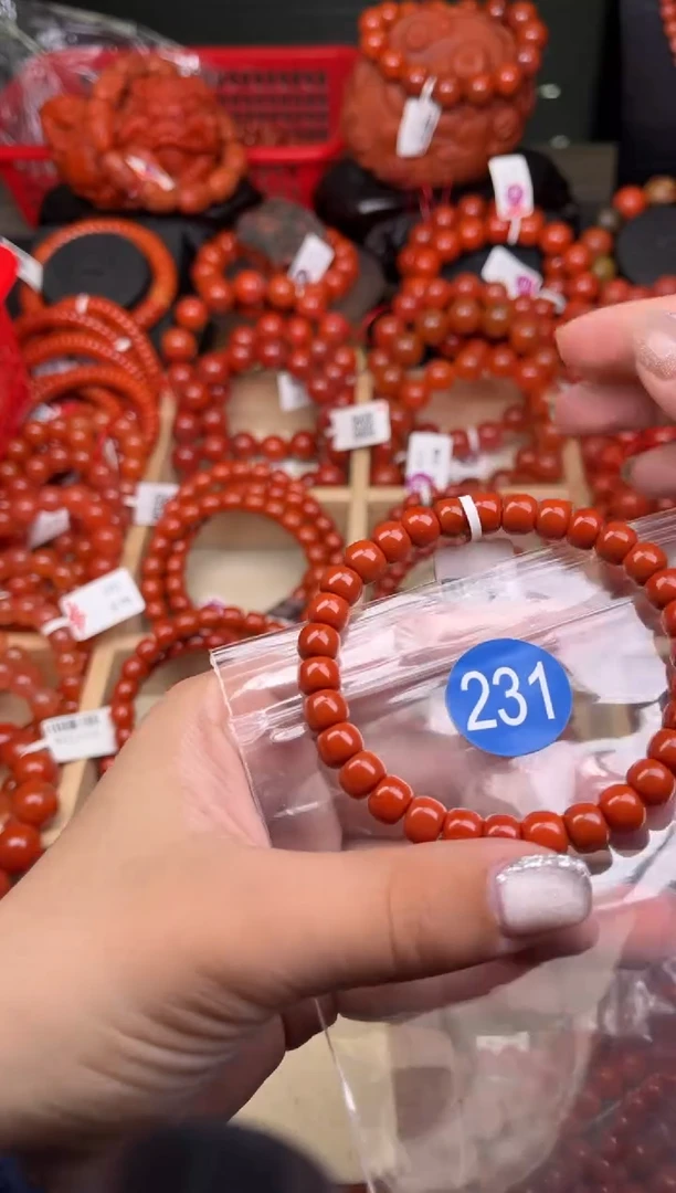 南红玛瑙未镶嵌珠宝奇石231-7+