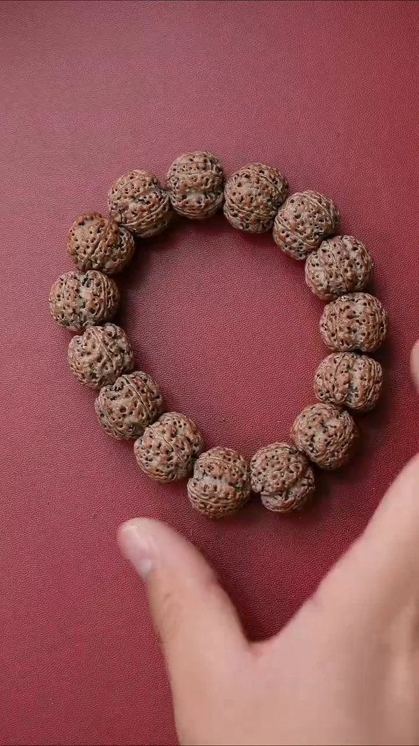 手串金刚菩提红皮梅花21