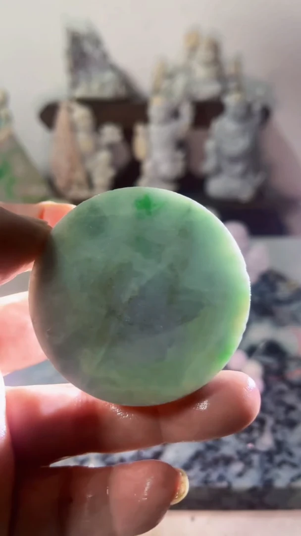 【闪购商品】翡翠吊坠(不含链)未镶嵌A52