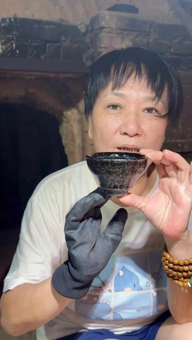 茶盏30国礼艺术家-陈郑敏