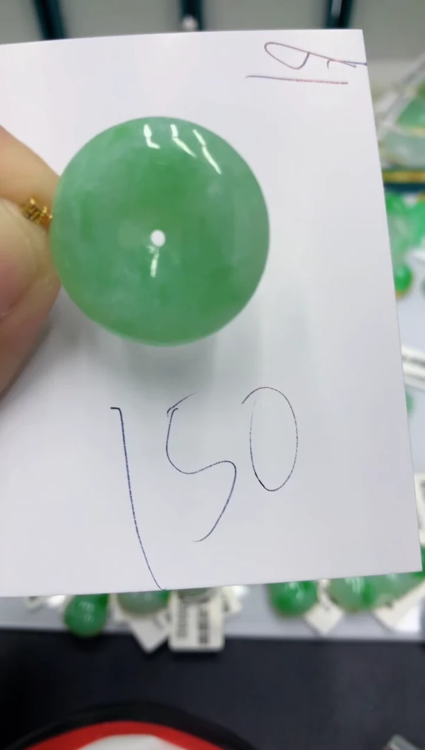 【闪购商品】翡翠颈饰18K金镶嵌翡翠