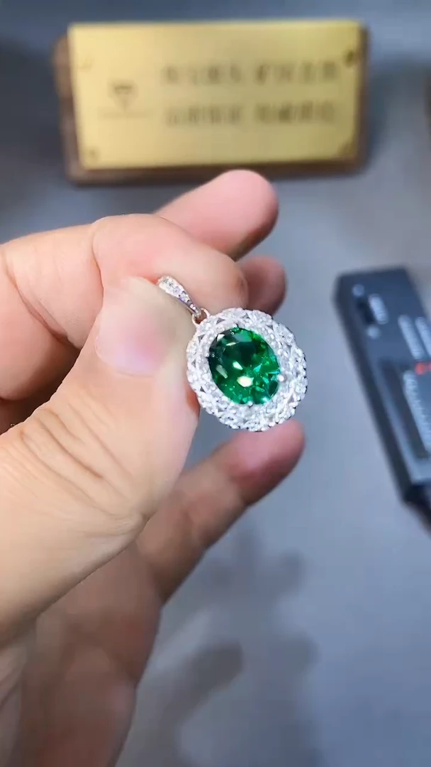 【闪购商品】透辉石吊坠银S925镶嵌354