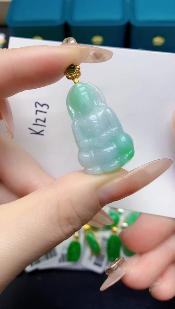 颈饰未镶嵌翡翠缅甸天然翡翠A货