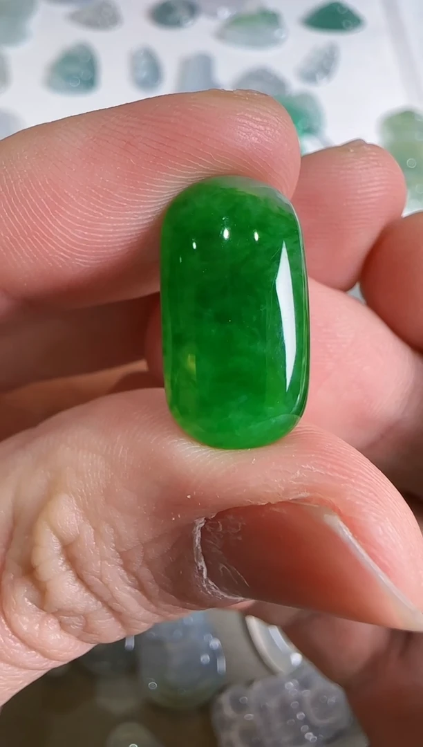 吊坠(不含链)未镶嵌翡翠.