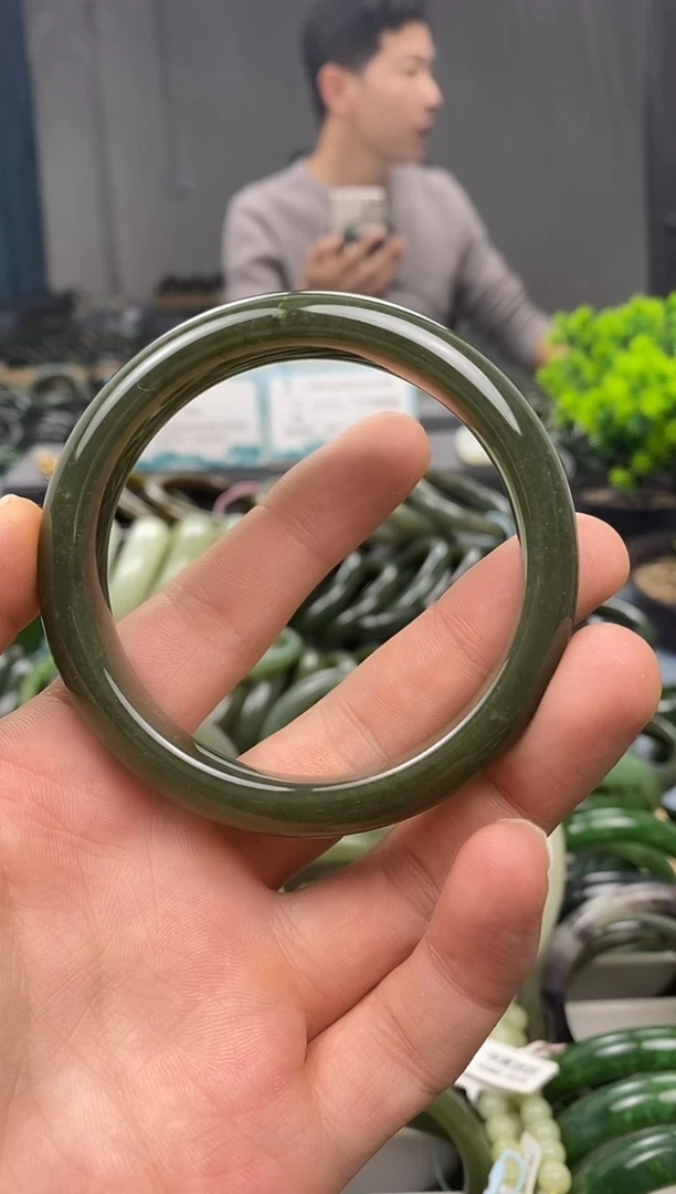 未镶嵌手镯和田玉59.1