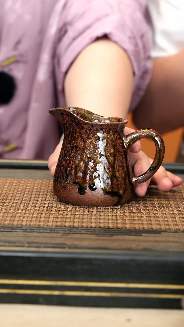 紫砂公道杯GFY36宜兴紫砂《崖柏烧·鸭嘴公道》