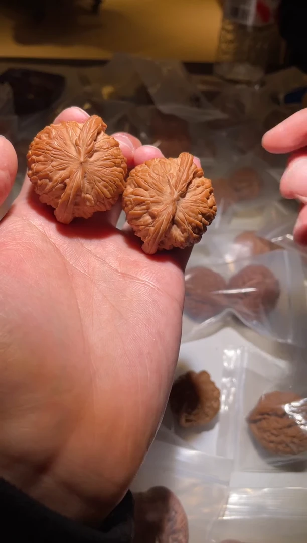 把件文玩核桃深*文玩核桃磨盘