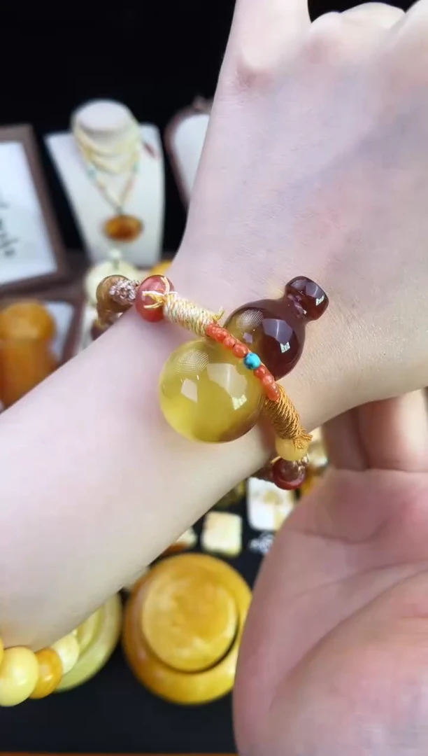 琥珀未镶嵌珠宝奇石柒月