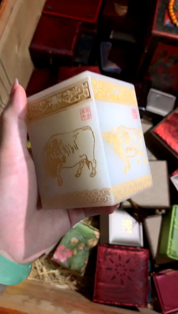 未镶嵌和田玉摆件润玉潭精品专属摆件