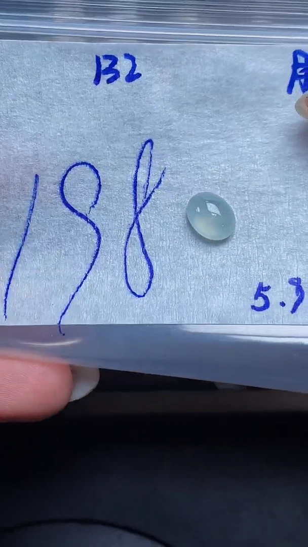 翡翠裸石未镶嵌天然缅甸翡翠A货132
