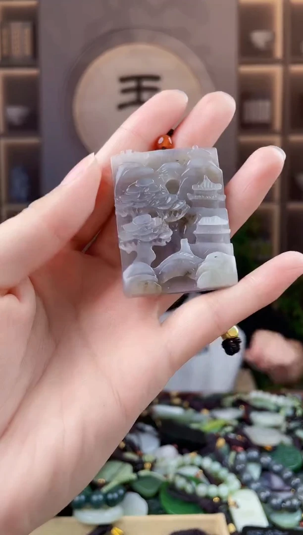 未镶嵌和田玉挂件拍一发一，拍一发一，