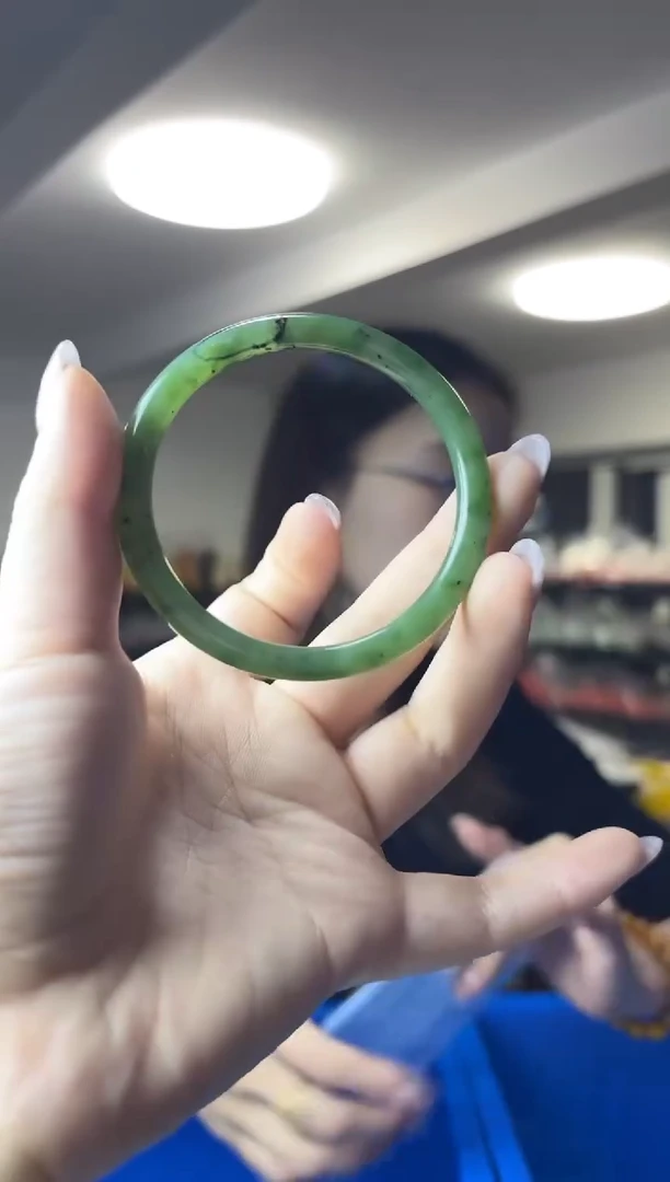 未镶嵌手镯和田玉微瑕*圈口54**（多样性发一件）