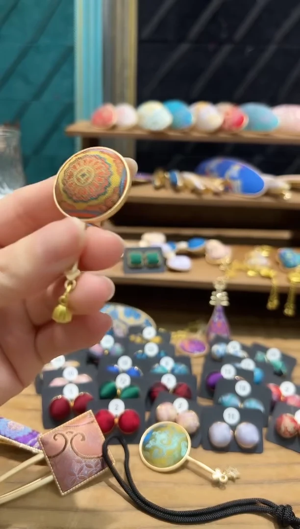 【闪购商品】【孤品款2.7】圆宝相花胸针孤品