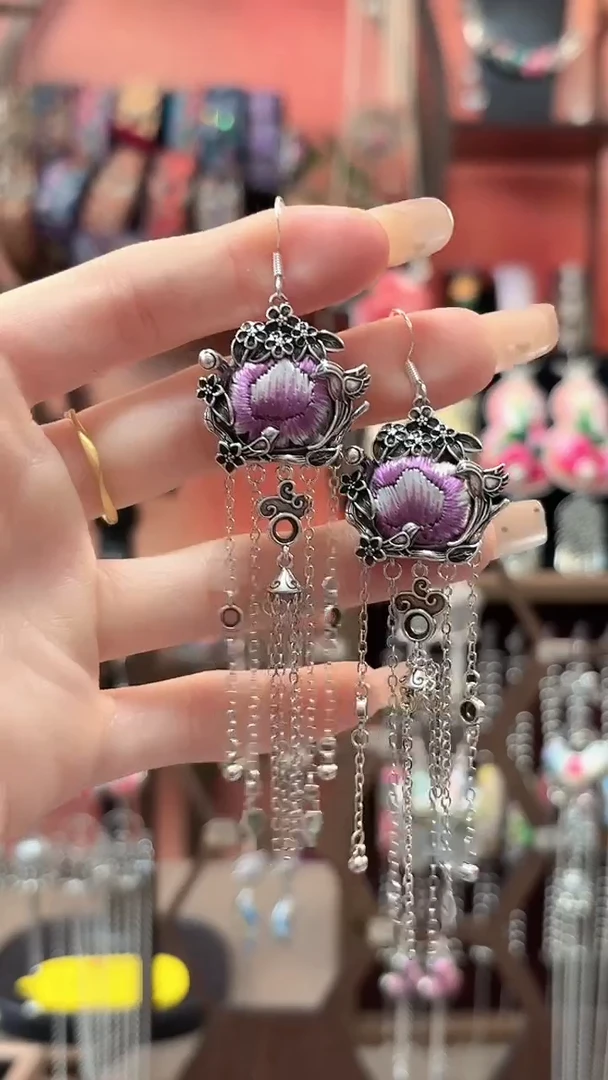 织绣 云织谣民族风精美饰品   22