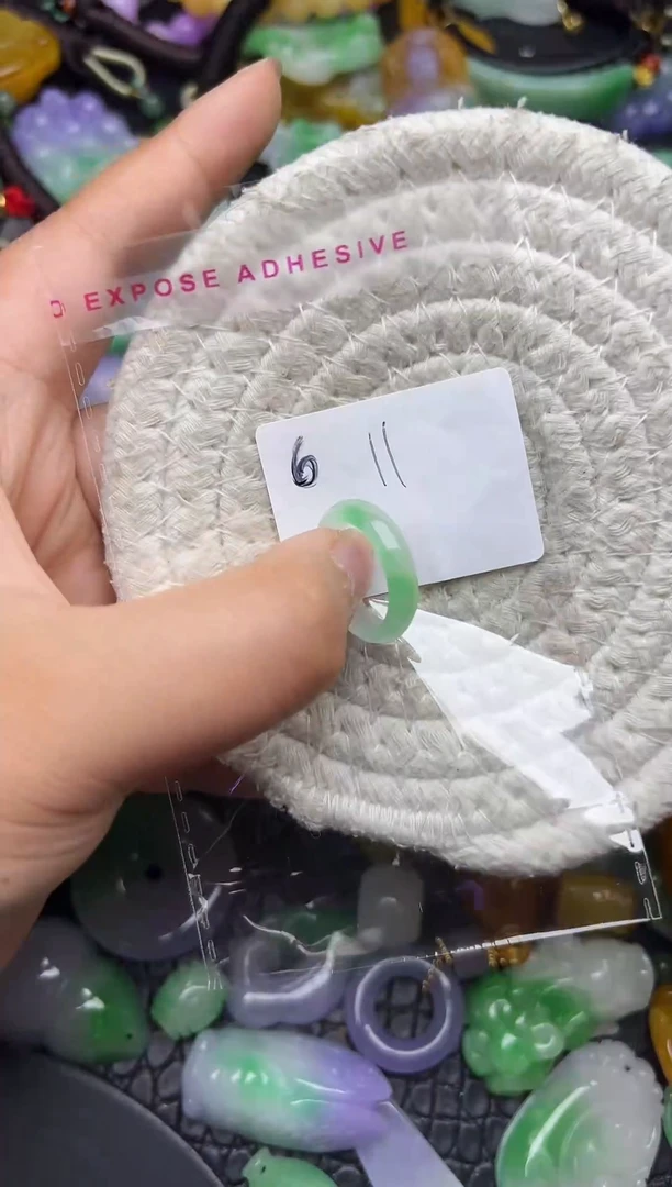 颈饰未镶嵌翡翠缅甸翡翠吊坠