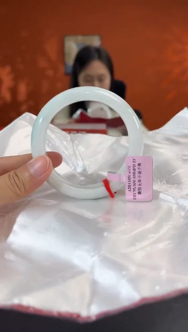 未镶嵌手镯翡翠12        圈口58