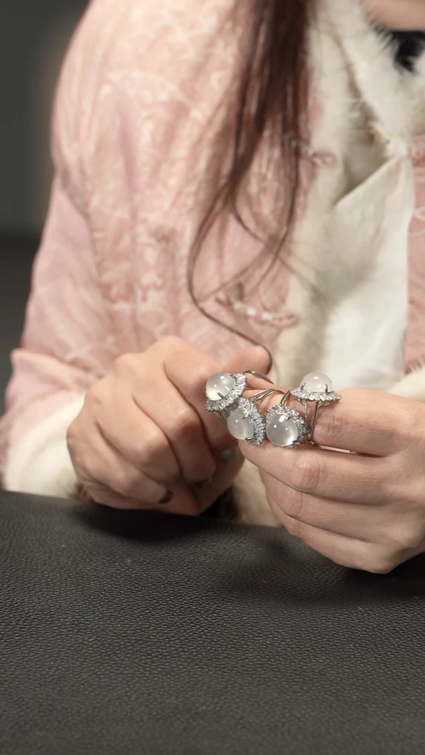 未镶嵌石英岩玉戒指B0302