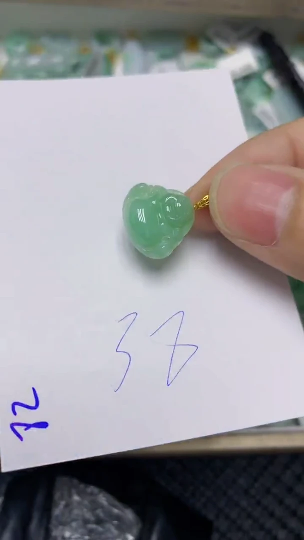 颈饰未镶嵌翡翠缅甸A货翡翠