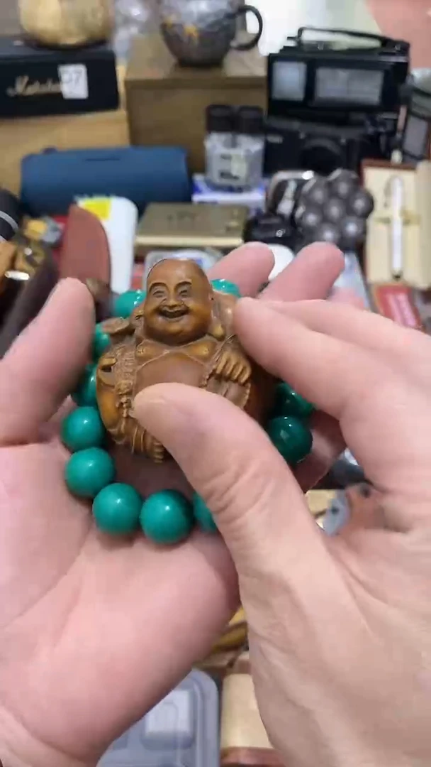 瓷片闪购商品  如图所示