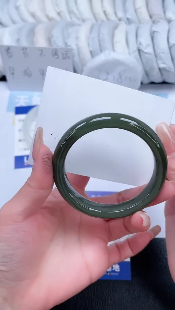 【闪购商品】和田玉手镯未镶嵌T292-56.7