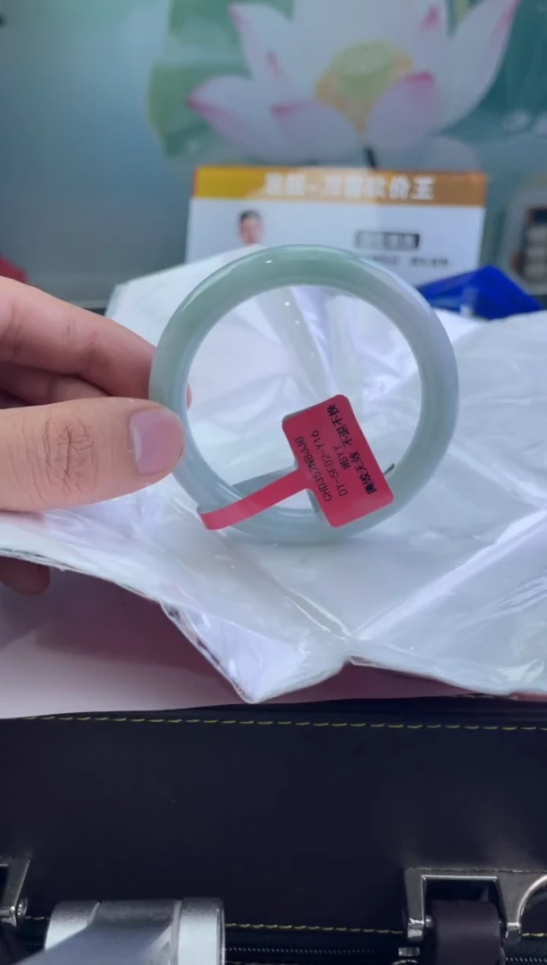 翡翠手镯未镶嵌14翡翠手镯