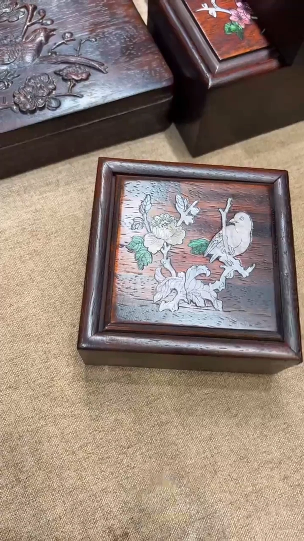 木喜鹊登梅螺钿四方抽拉盒