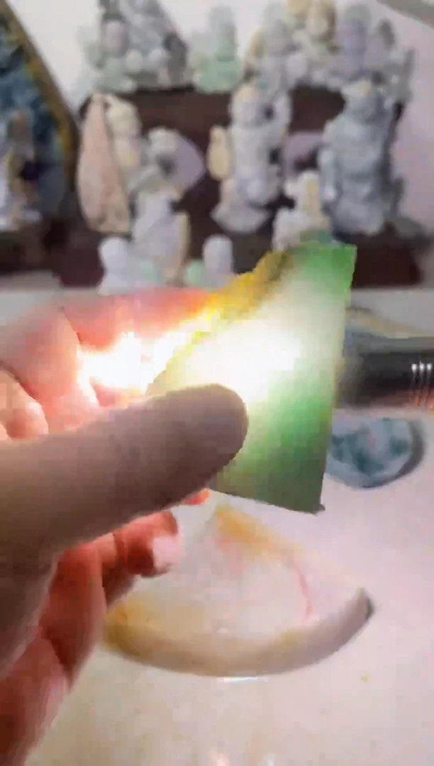 【闪购商品】翡翠吊坠(不含链)未镶嵌A1010