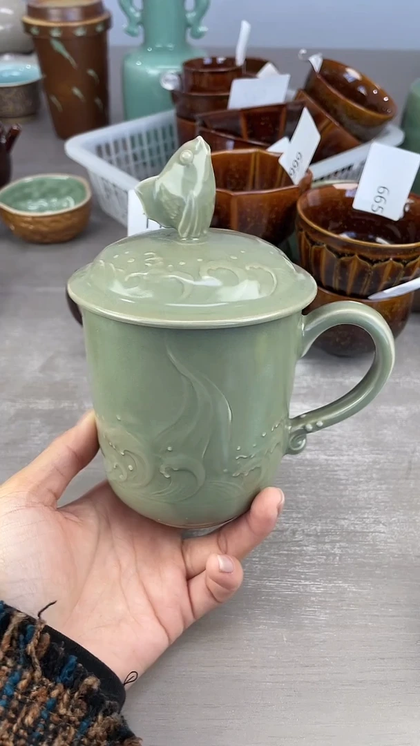 青瓷仓储福利清仓微瑕