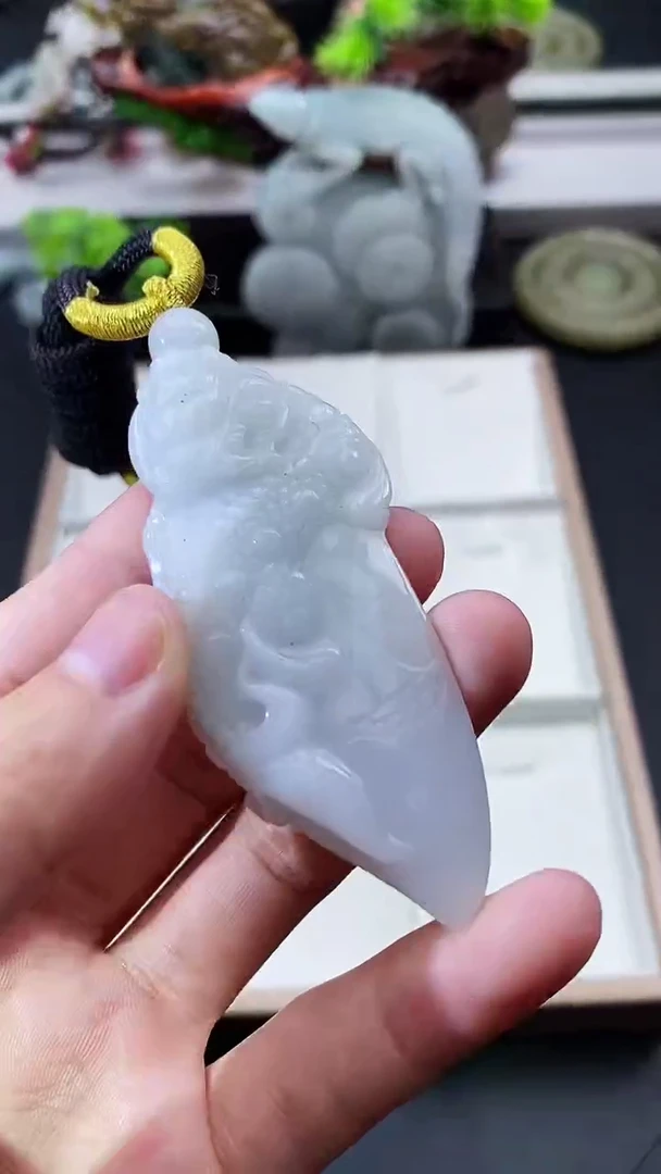 颈饰未镶嵌翡翠天然缅甸A货翡翠
