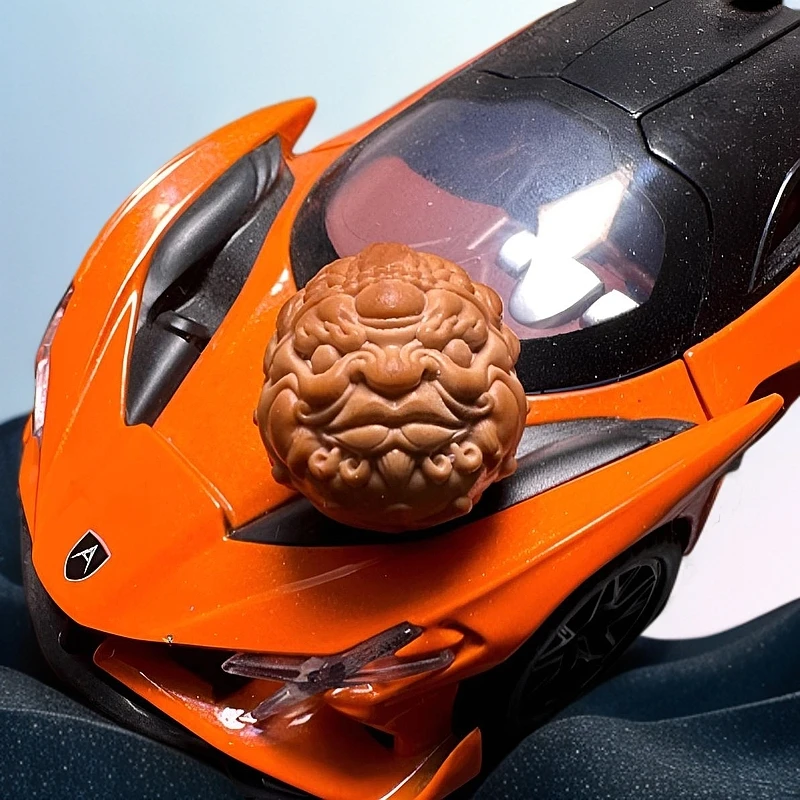 「法相大黑天」左右精工猴头核桃雕刻孔道镶嵌猴头配饰