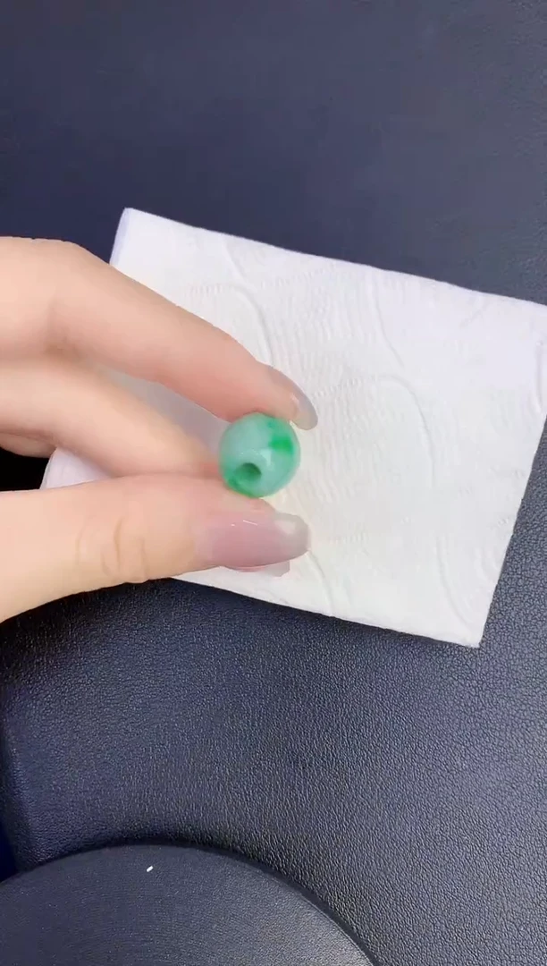 颈饰未镶嵌翡翠缅甸天然翡翠A货