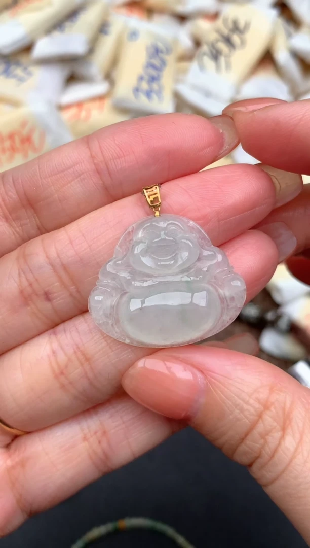 18K金镶嵌挂件翡翠福利