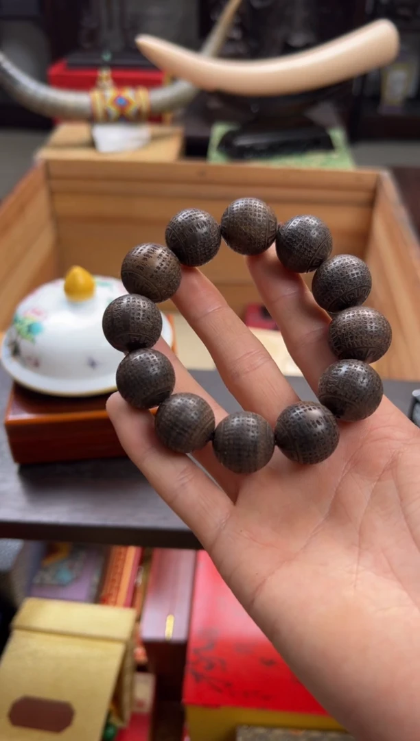 【闪购商品】木———————————心经串