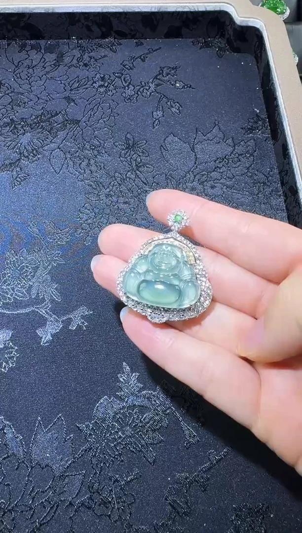 【闪购商品】翡翠吊坠(不含链)银S925镶嵌佛公