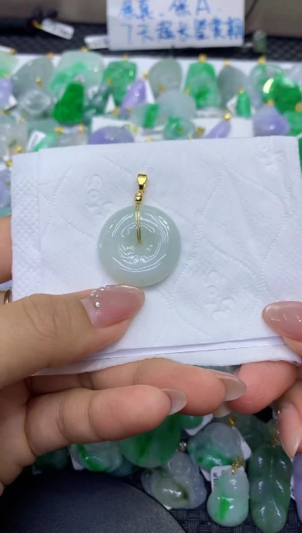颈饰未镶嵌翡翠天然缅甸A货翡翠