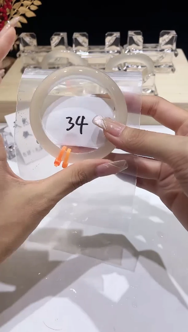 玛瑙/玉髓手镯未镶嵌34-58+