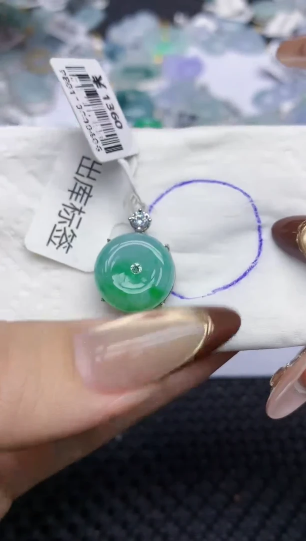 颈饰银S925镶嵌翡翠247   天然翡翠A货  百元以上9米证书费自理