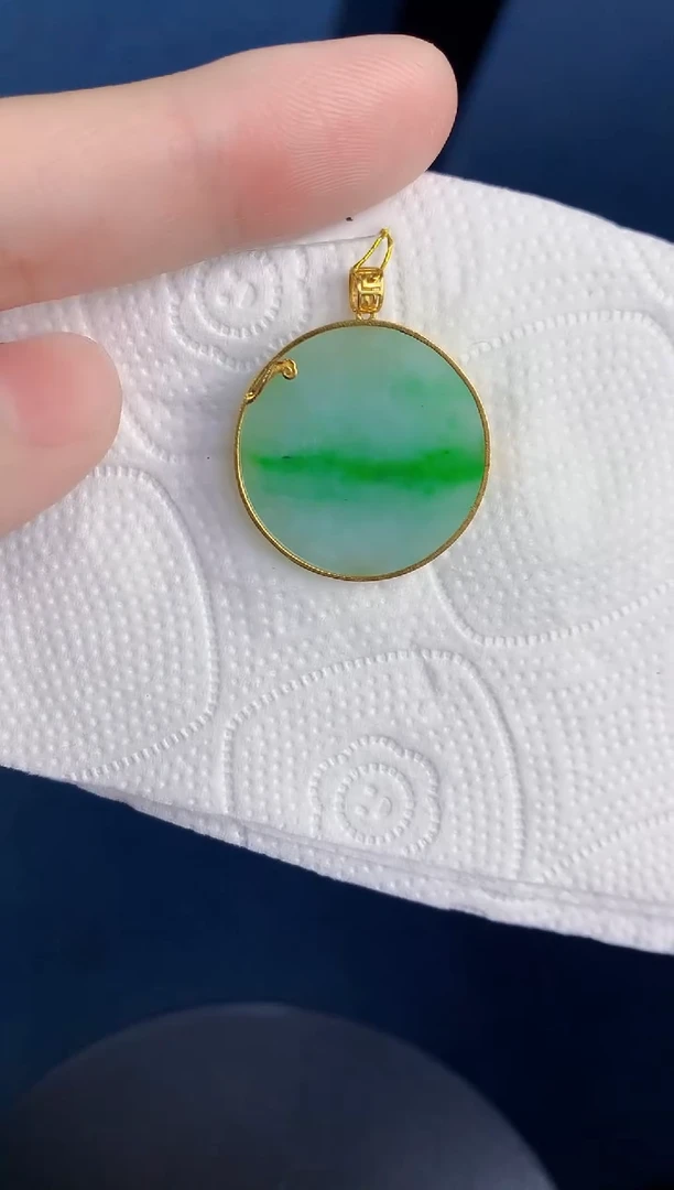 颈饰18K金镶嵌翡翠天然翡翠缅甸A货