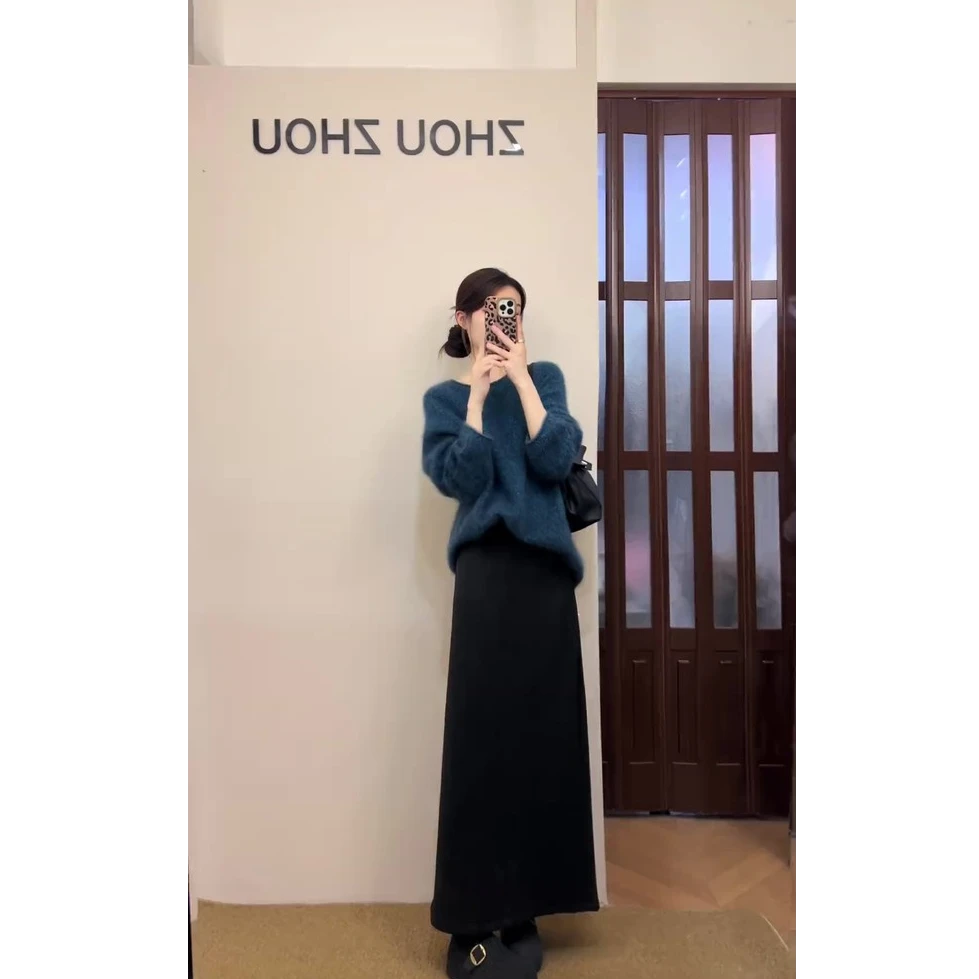 【酪小蓝】法式简约雾霾蓝针织上衣套头毛衣女冬季宽松显瘦针织衫