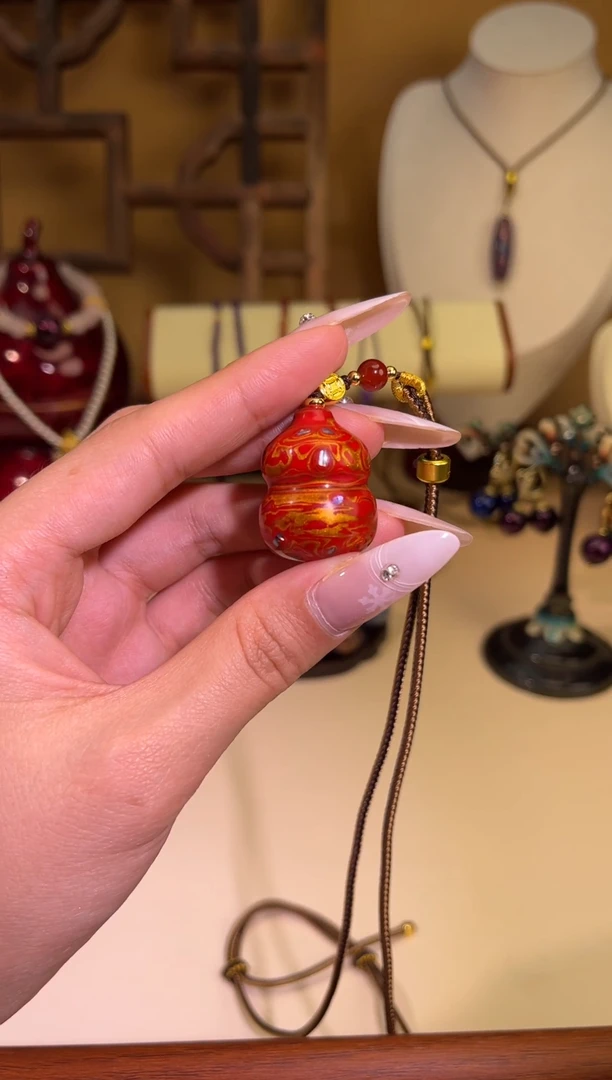 榕城大漆螺钿红金葫芦珠吊坠
