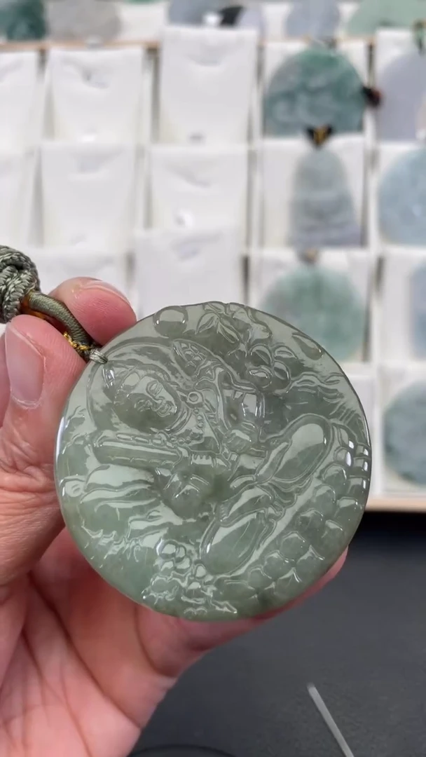 颈饰未镶嵌翡翠天然缅甸翡翠A货369