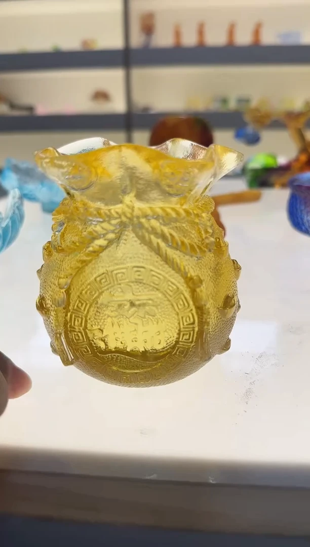 手工艺品琉璃钱袋子金色