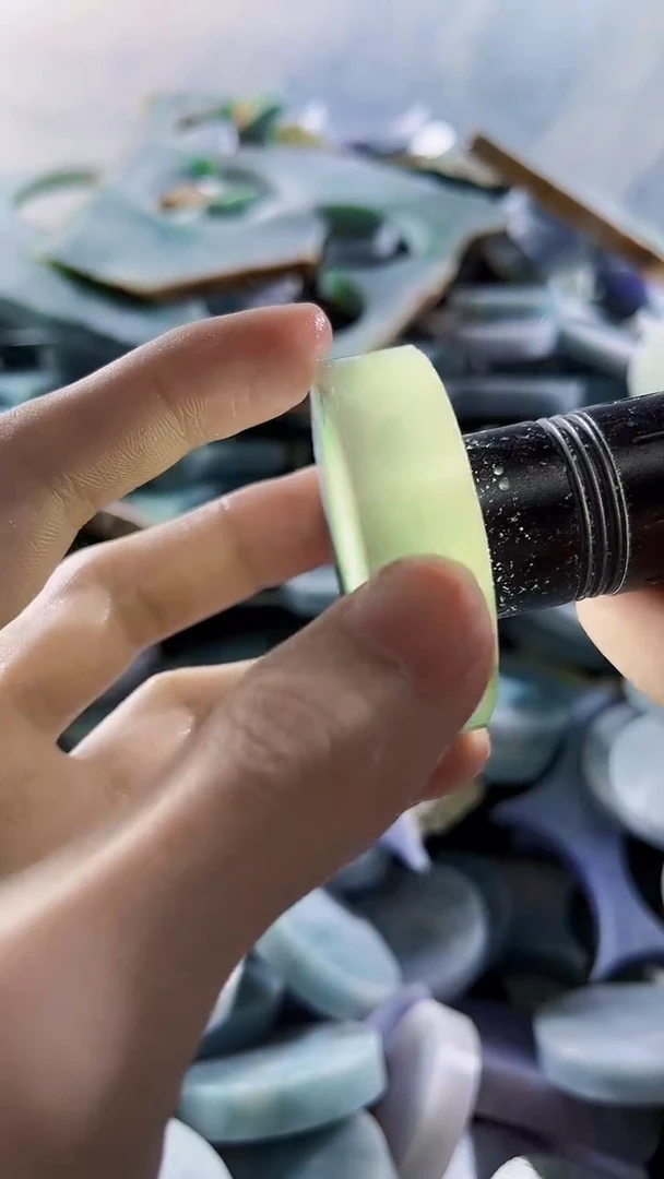 翡翠裸石缅甸翡翠A货文3203