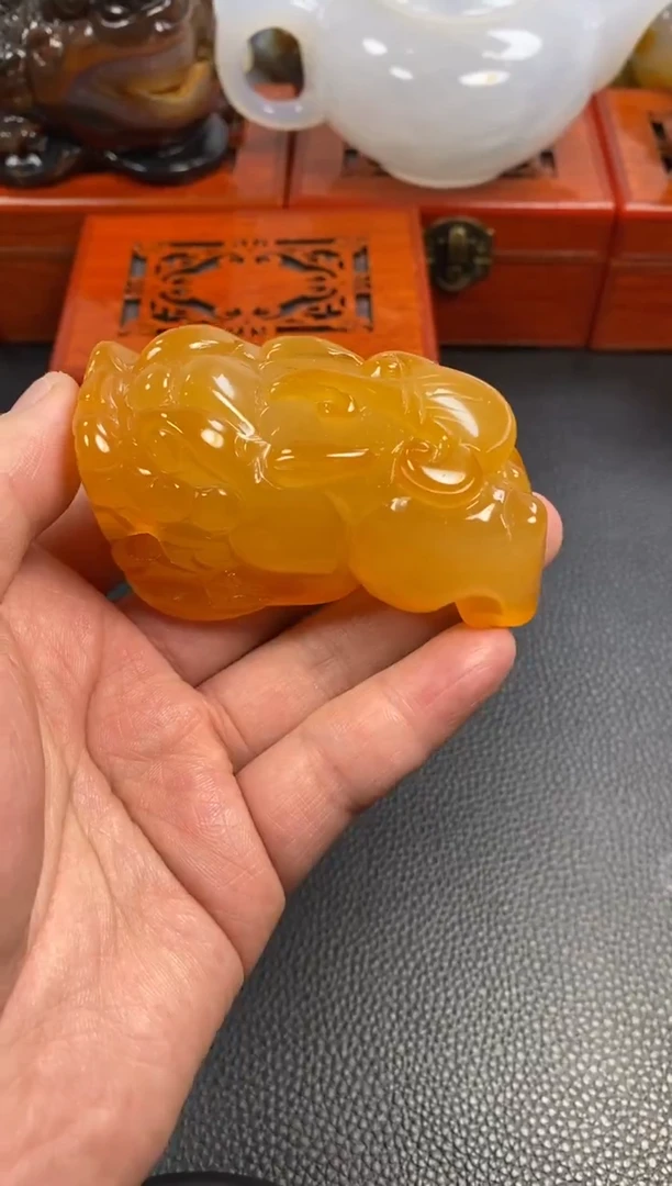 未镶嵌手把玛瑙/玉髓天*湖1