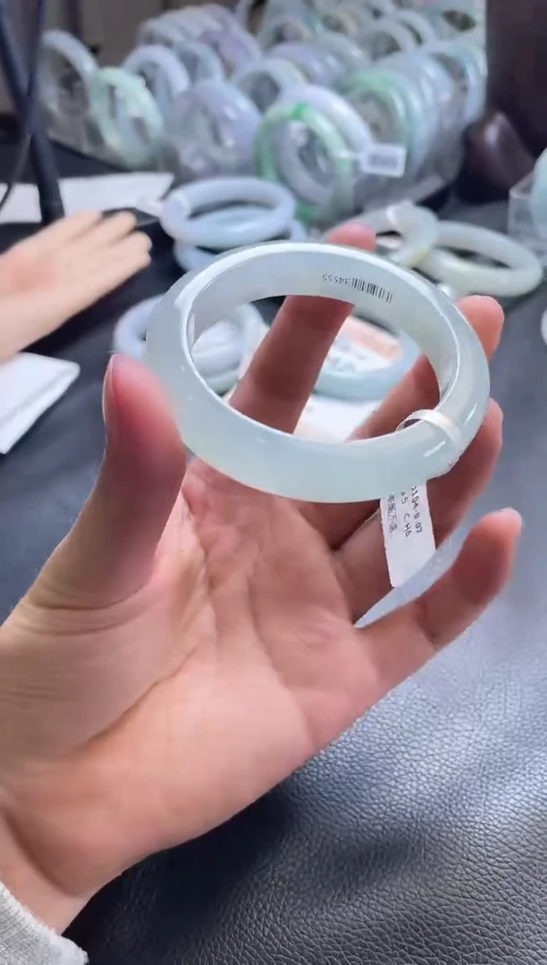 未镶嵌手镯翡翠32号